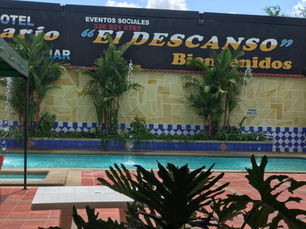 Hotel Y Balneario El Descanso 比亚维森西奥 外观 照片